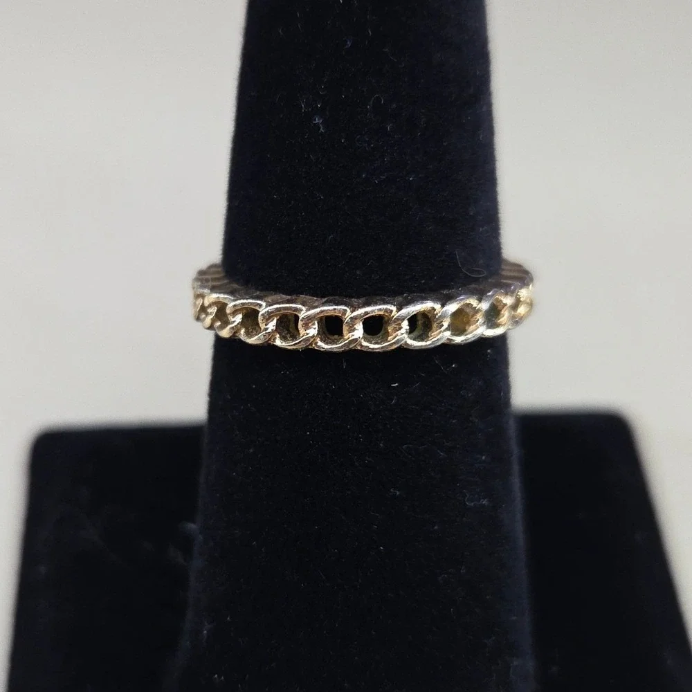 Gold Tone Curb Chain Link Band Ring Size 8 Minimalist Stacking‎ Jewelry
